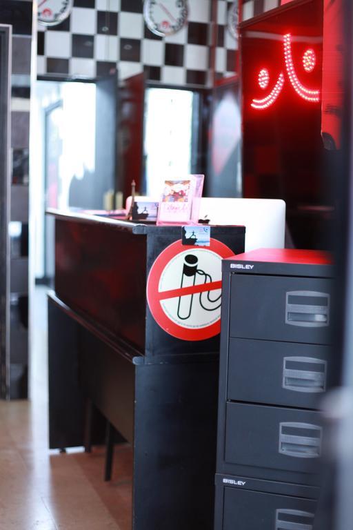 Jacobs Inn Hostel Париж Екстер'єр фото