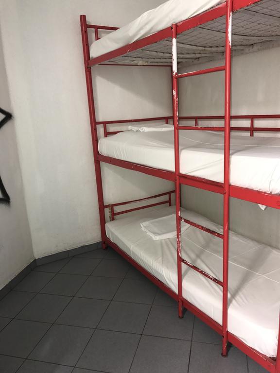 Jacobs Inn Hostel Париж Екстер'єр фото